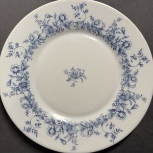 Set of 4 Arcopal France Glenwood Blue Floral White Milk Glass Salad Plates
